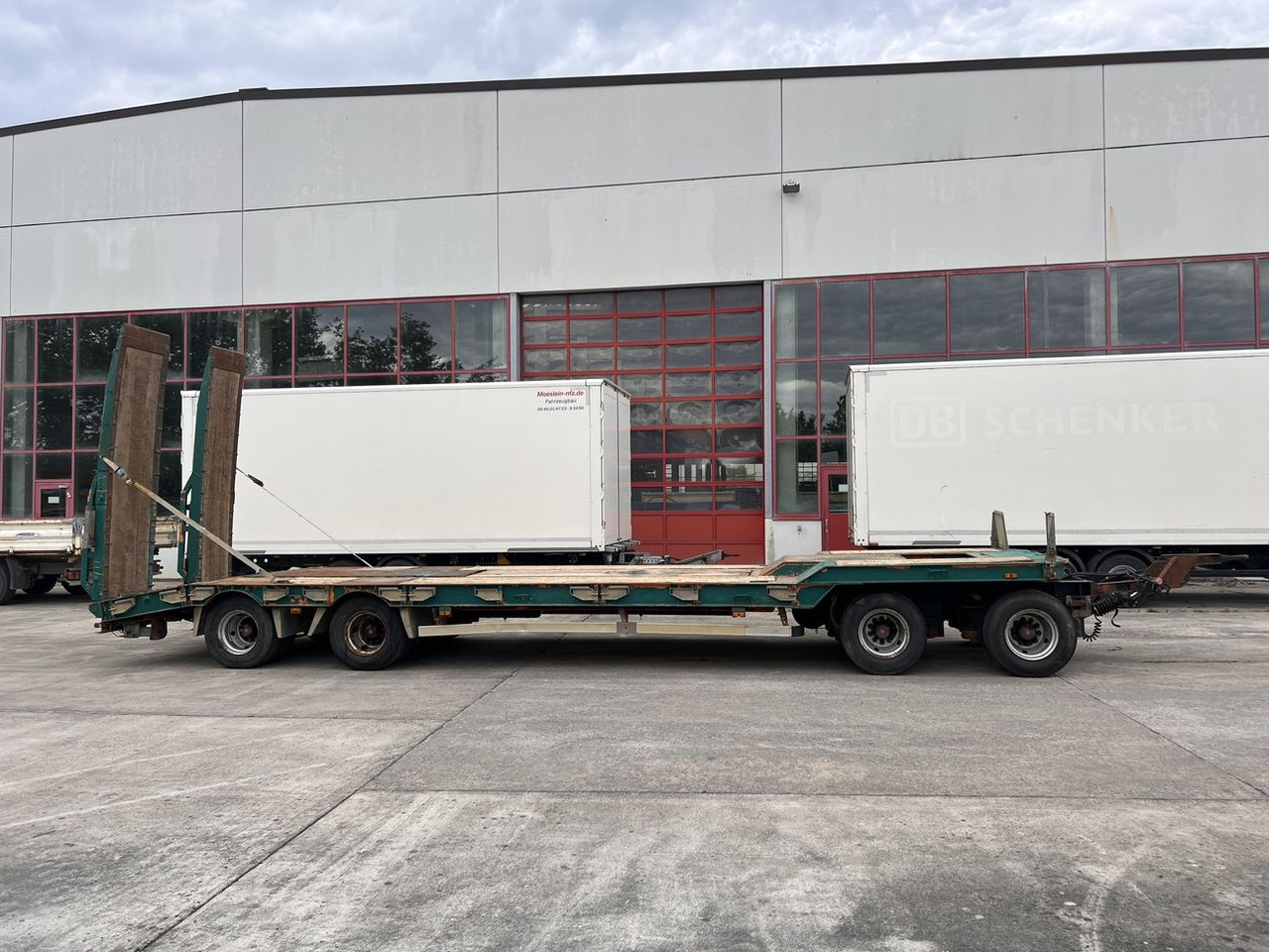 Humbaur HTD 409525-4A 4 Achs Tiefladeranhänger - 低装载拖车:图1 Humbaur HTD 409525-4A 4 Achs Tiefladeranhänger - 低装载拖车:图1