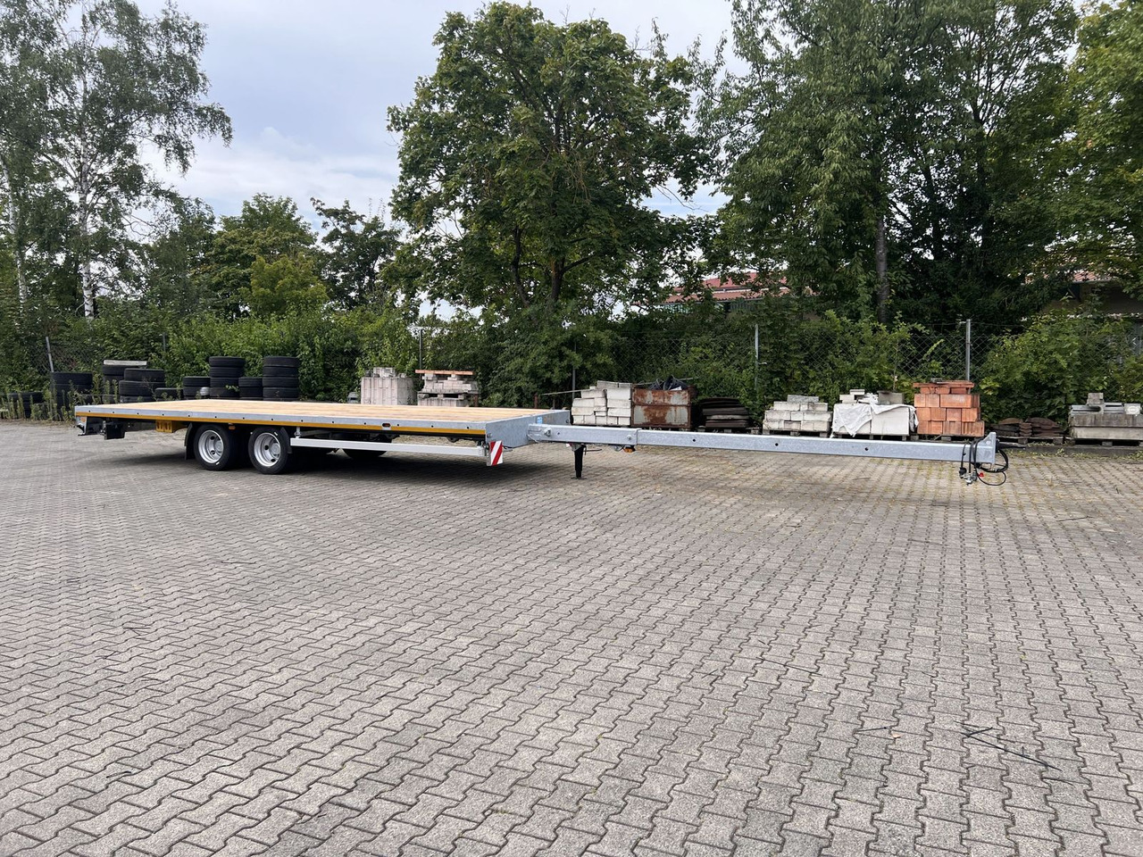 Möslein 11,9 t Tandemanhänger- Tieflader, ausziehbar - 半挂车:图1 Möslein 11,9 t Tandemanhänger- Tieflader, ausziehbar - 半挂车:图1