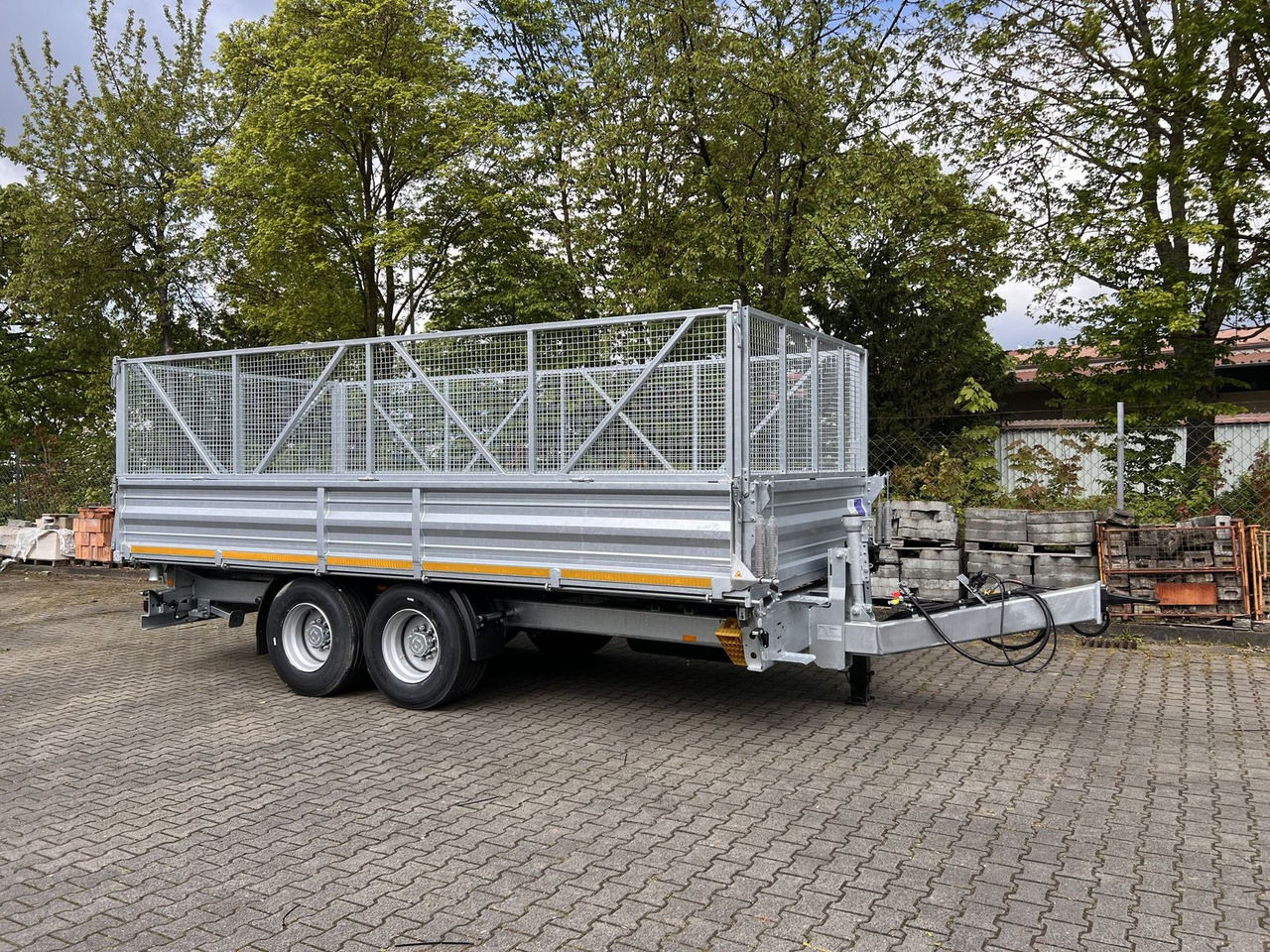 Möslein 14 t Tandem- Kipper Tieflader 5,70 m lang, Brei - 翻斗拖车:图3 Möslein 14 t Tandem- Kipper Tieflader 5,70 m lang, Brei - 翻斗拖车:图3