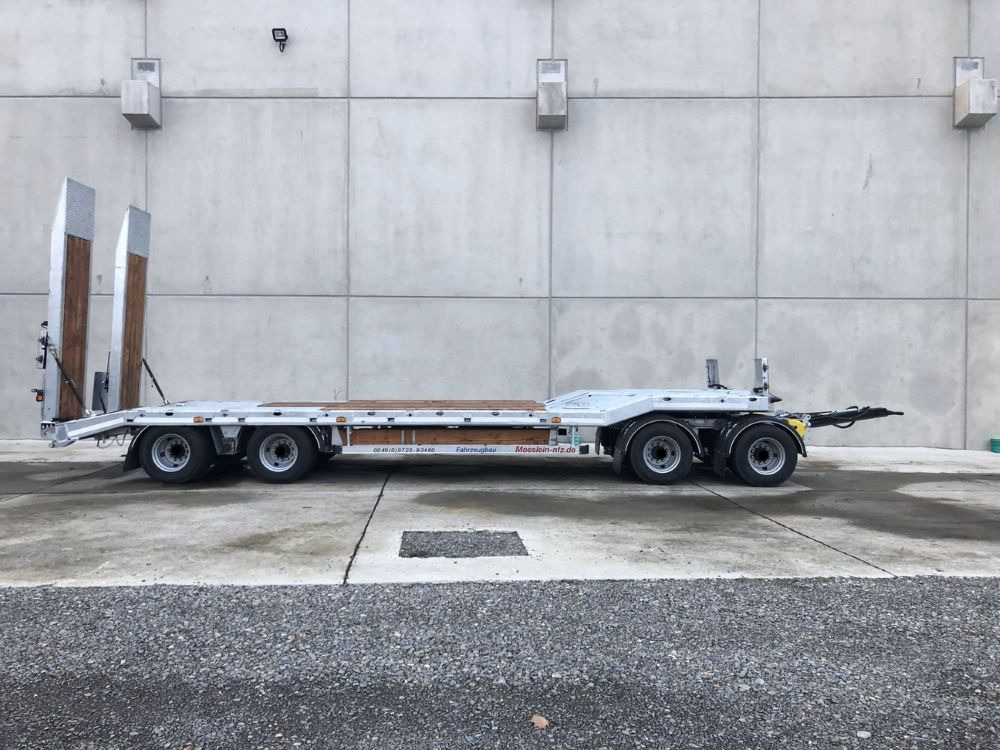 Möslein T 4 VB H1 neuer 4 Achs Tieflader hydraulischen Rampen - 低装载拖车:图2 Möslein T 4 VB H1 neuer 4 Achs Tieflader hydraulischen Rampen - 低装载拖车:图2