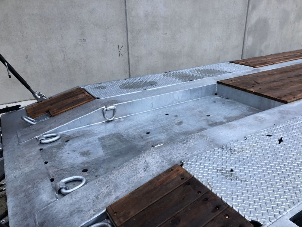 Möslein T4 VB H1 gerade neuer 4 Achs Tieflader gerade hydraulischen Rampen - 低装载拖车:图2 Möslein T4 VB H1 gerade neuer 4 Achs Tieflader gerade hydraulischen Rampen - 低装载拖车:图2