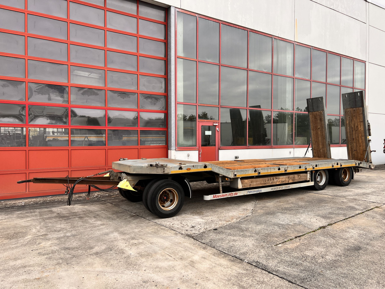 Möslein TF3 Schwebheim 3 Achs Tiefladeranhänger - 低装载拖车:图5 Möslein TF3 Schwebheim 3 Achs Tiefladeranhänger - 低装载拖车:图5