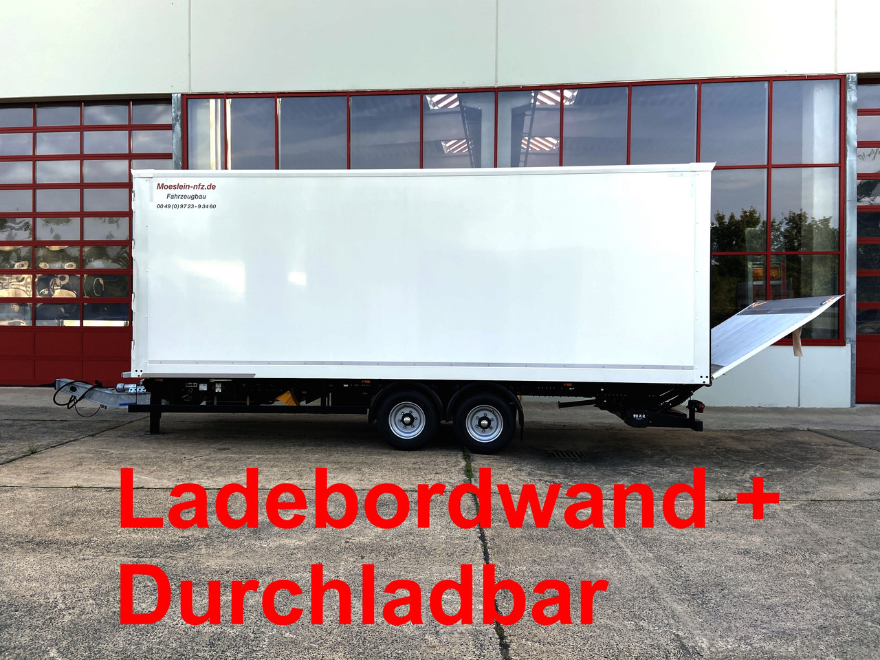 Möslein TK0105D-L Weiß Tandem Koffer, Ladebordwand 1,5 t + DurchladbarNeufahrzeug -- - 封闭厢式拖车:图1 Möslein TK0105D-L Weiß Tandem Koffer, Ladebordwand 1,5 t + DurchladbarNeufahrzeug -- - 封闭厢式拖车:图1