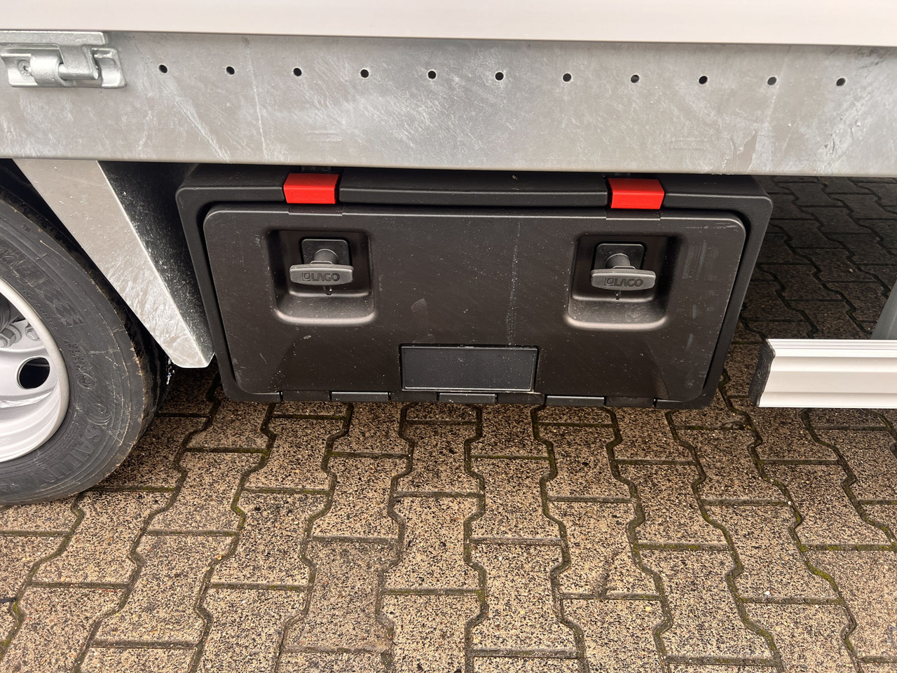 新的 低装载拖车 用于运输 重型机械 Möslein TT 14 14,4 t TandemtiefladerNeufahrzeug:图6 新的 低装载拖车 用于运输 重型机械 Möslein TT 14 14,4 t TandemtiefladerNeufahrzeug:图6