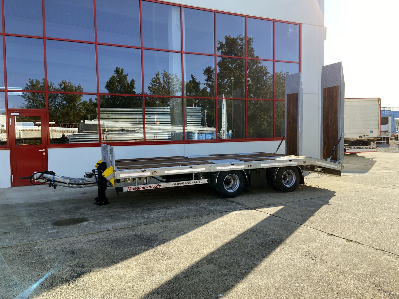 Möslein TT19 - 7,2 19 t Tandemtieflader, Luftgefedert, NEU - 低装载拖车:图4 Möslein TT19 - 7,2 19 t Tandemtieflader, Luftgefedert, NEU - 低装载拖车:图4