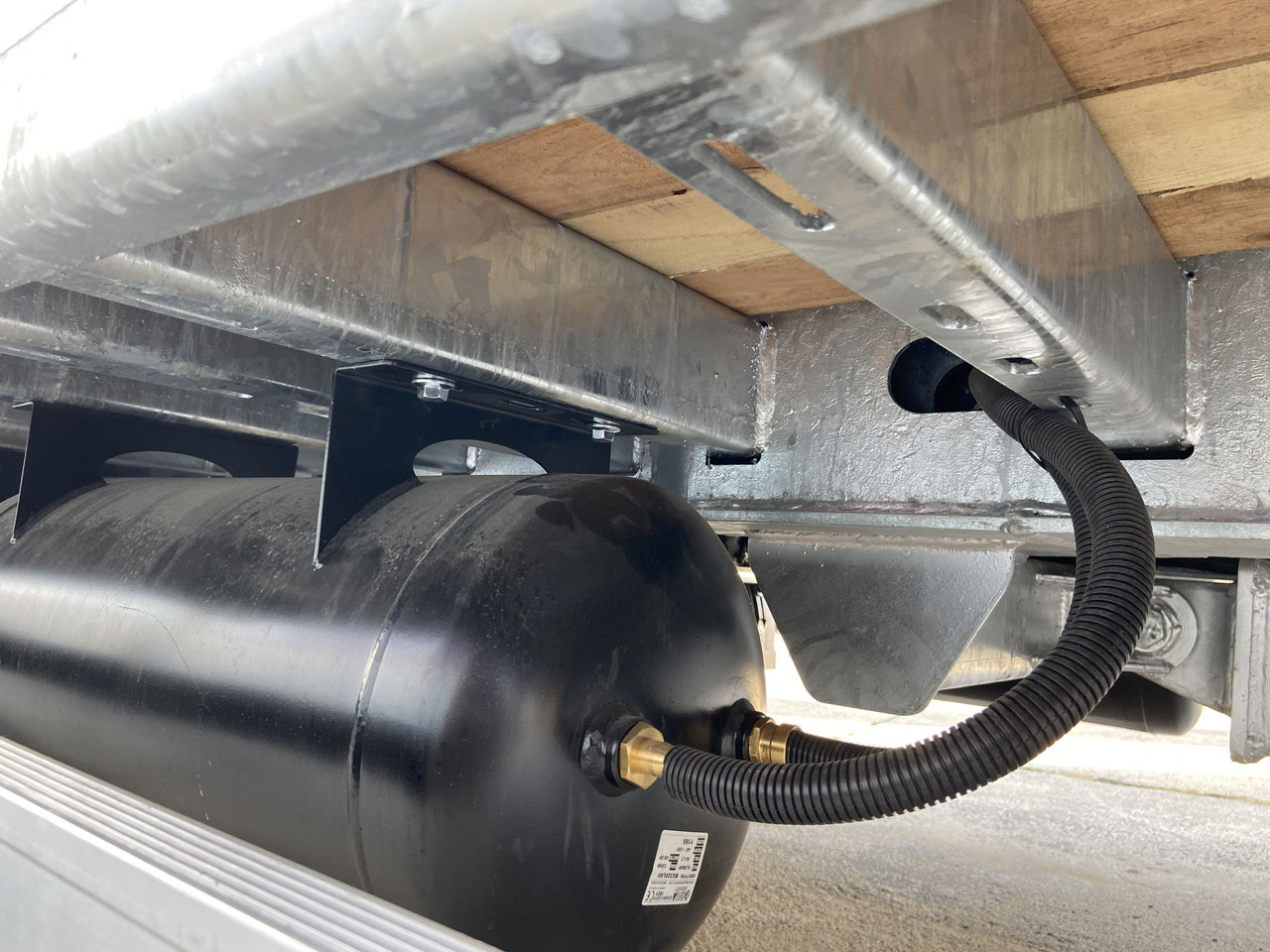 Möslein TT19 - 7,2 19 t Tandemtieflader, Luftgefedert, NEU - 低装载拖车:图3 Möslein TT19 - 7,2 19 t Tandemtieflader, Luftgefedert, NEU - 低装载拖车:图3