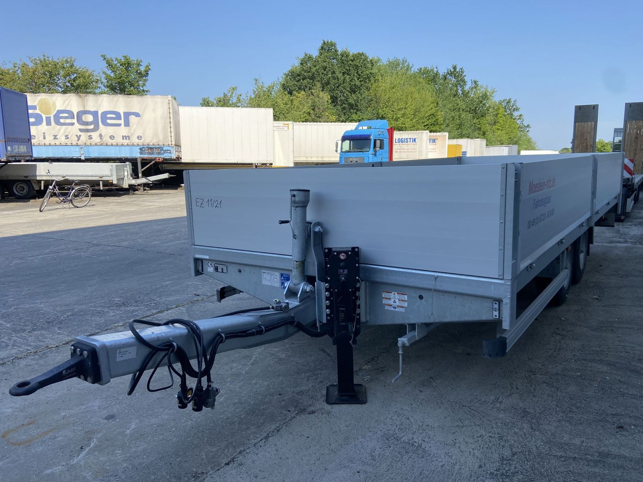 Möslein Tandem- Pritschenanhänger, neuwertig - 栏板式/ 平板拖车:图5 Möslein Tandem- Pritschenanhänger, neuwertig - 栏板式/ 平板拖车:图5