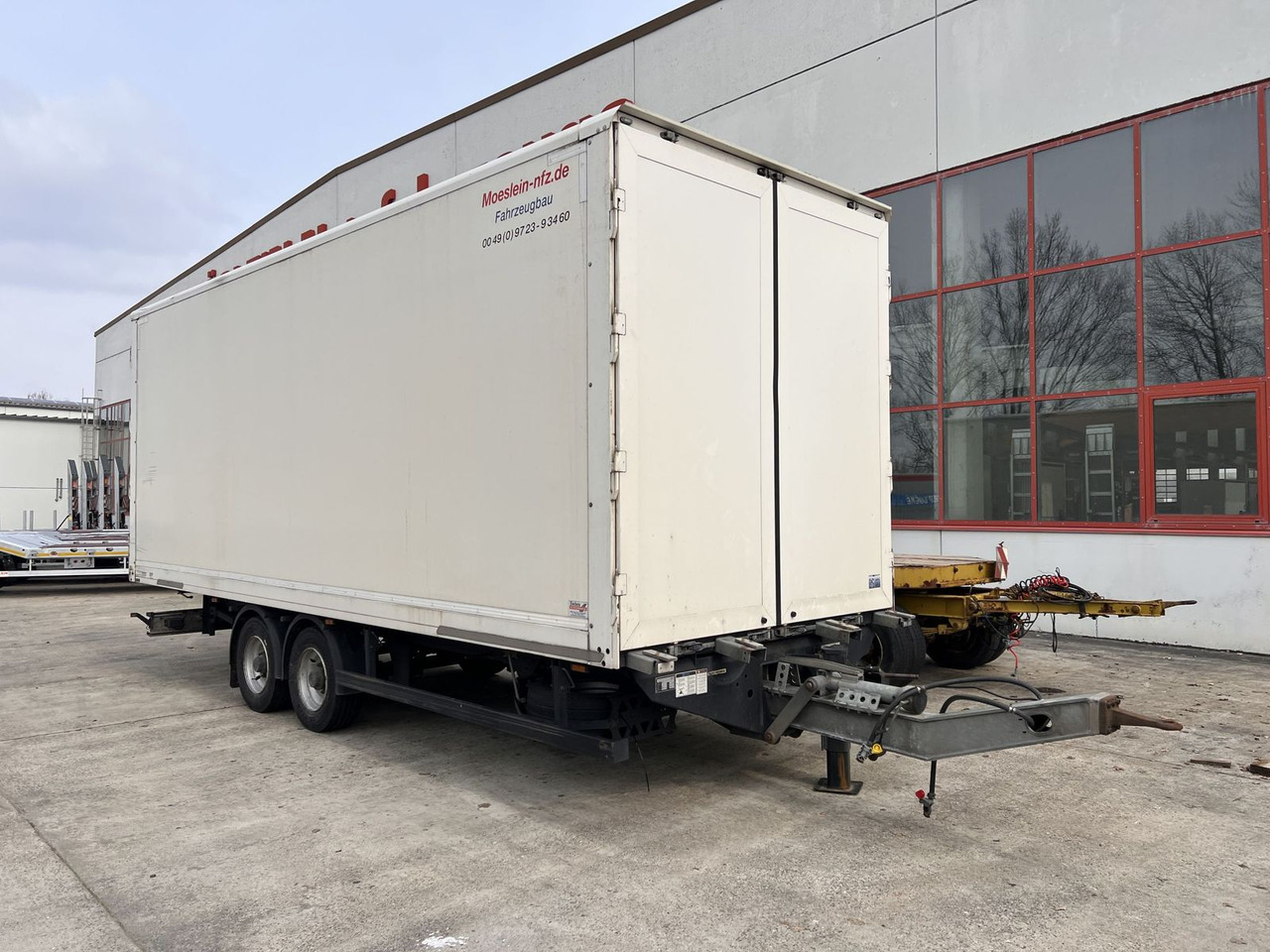 Möslein Tandemkoffer Durchladbar - 封闭厢式拖车:图2 Möslein Tandemkoffer Durchladbar - 封闭厢式拖车:图2