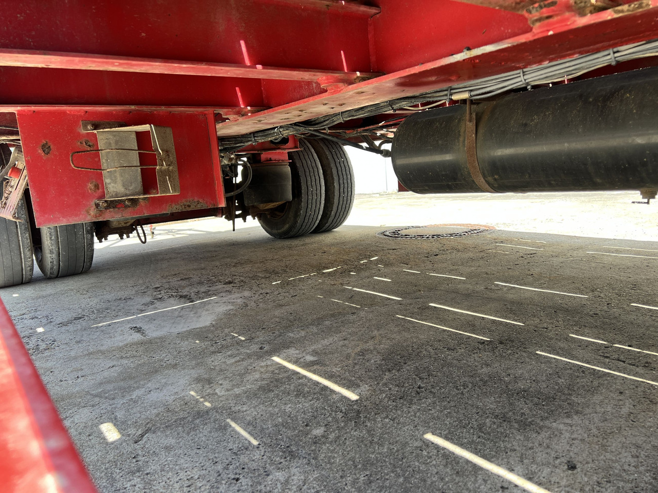 T3 3 Achs Tiefladeranhänger mit gerader Ladefläche - 低装载拖车:图5 T3 3 Achs Tiefladeranhänger mit gerader Ladefläche - 低装载拖车:图5