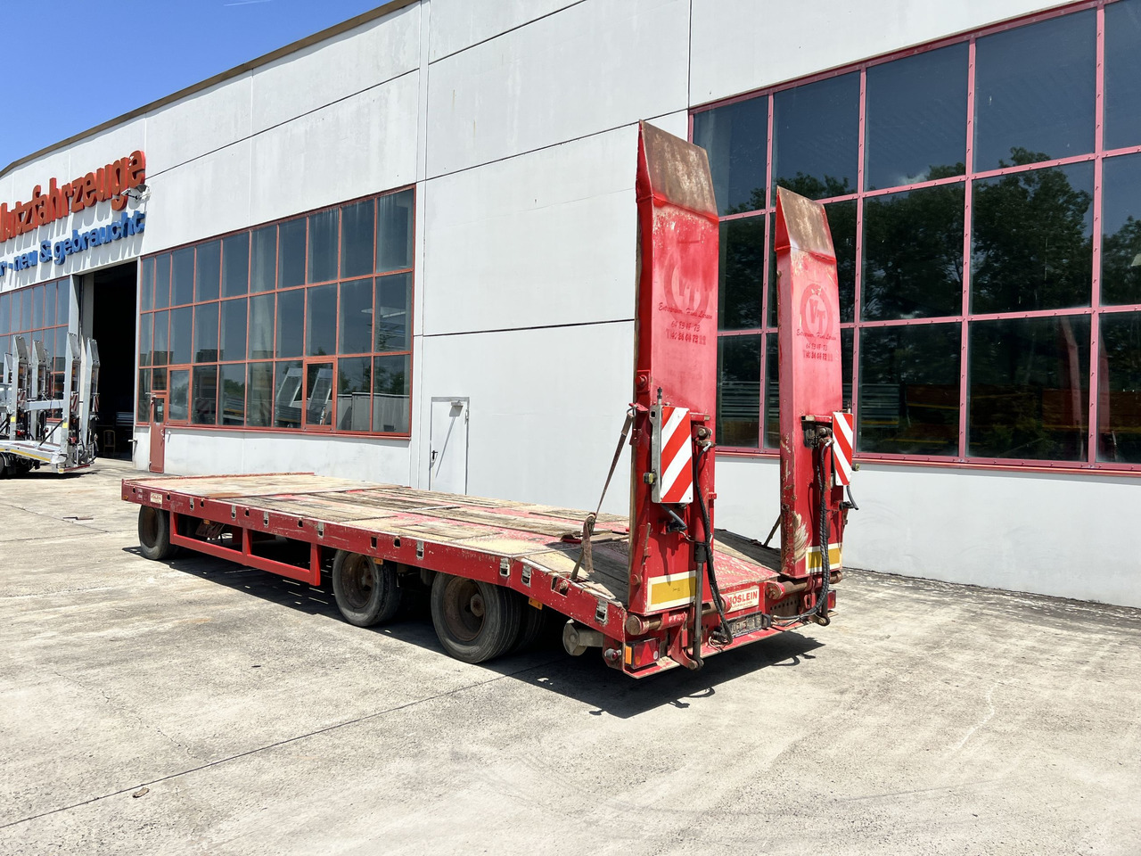 T3 3 Achs Tiefladeranhänger mit gerader Ladefläche - 低装载拖车:图3 T3 3 Achs Tiefladeranhänger mit gerader Ladefläche - 低装载拖车:图3