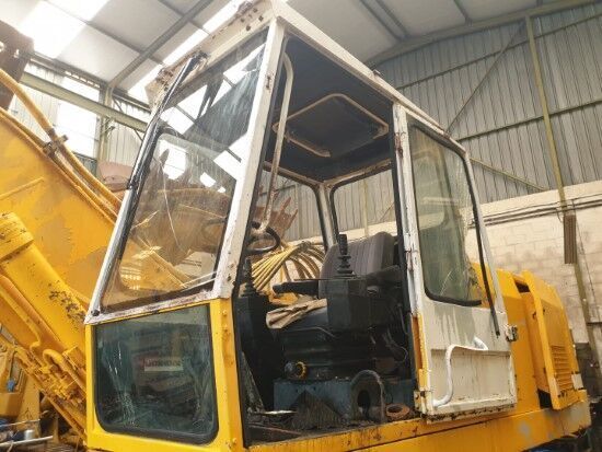 驾驶室 适用于 挖掘机 LIEBHERR 912：图1