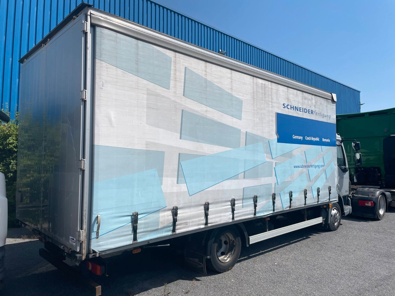 DAF LF45.180 - 侧帘货车:图3 DAF LF45.180 - 侧帘货车:图3
