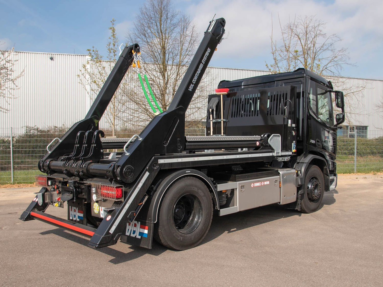DAF XD 410 FA Absetzkipper DAF XD 410 FA Absetzkipper - 箕斗装载车:图2 DAF XD 410 FA Absetzkipper DAF XD 410 FA Absetzkipper - 箕斗装载车:图2