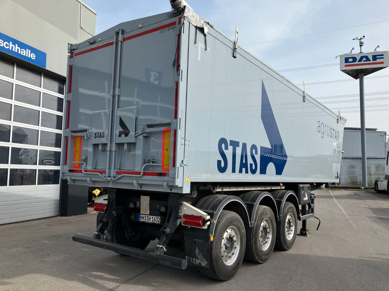 Stas AgroStar 47,3 cbm Alu-Kippsattelauflieger - 翻斗半拖车:图4 Stas AgroStar 47,3 cbm Alu-Kippsattelauflieger - 翻斗半拖车:图4