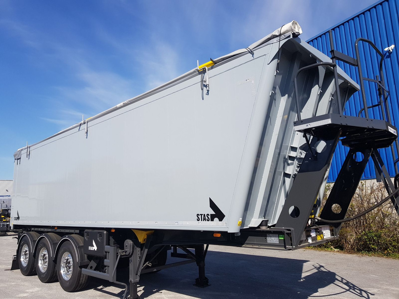 Stas agroSTAR 47,6 cbm Kippsattelauflieger Stas agroSTAR 47,6 cbm Kippsattelauflieger - 翻斗半拖车:图2 Stas agroSTAR 47,6 cbm Kippsattelauflieger Stas agroSTAR 47,6 cbm Kippsattelauflieger - 翻斗半拖车:图2