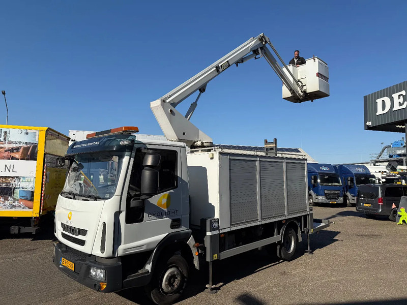 Iveco ML 100 ML100E18 custers skyworker 2009 - 卡车:图2 Iveco ML 100 ML100E18 custers skyworker 2009 - 卡车:图2