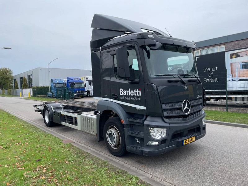 Mercedes-Benz Antos 1927 2016 renova wissellaadbak systeem - 集装箱运输车/ 可拆卸车身的卡车:图2 Mercedes-Benz Antos 1927 2016 renova wissellaadbak systeem - 集装箱运输车/ 可拆卸车身的卡车:图2