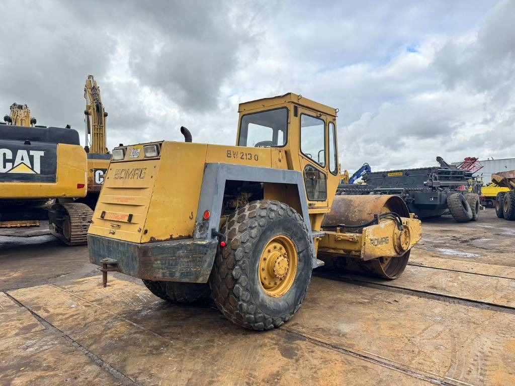 Bomag BW 213 D  - 压实机:图5 Bomag BW 213 D  - 压实机:图5