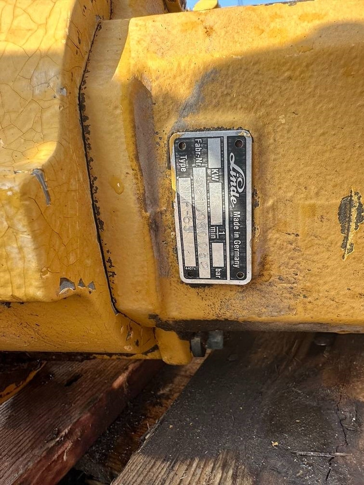 CAT 214 B FT hydro motor linde MMF-65 - 轮式挖掘机:图4 CAT 214 B FT hydro motor linde MMF-65 - 轮式挖掘机:图4