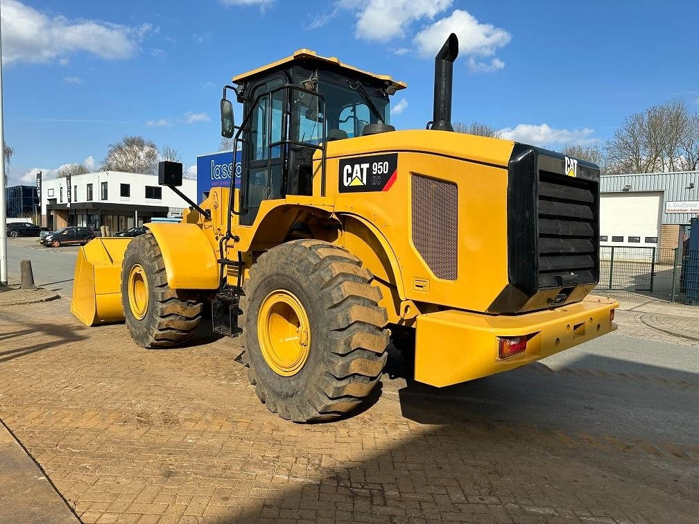 CAT 950 GC ( NEW TYRES ) - 轮式装载机:图1 CAT 950 GC ( NEW TYRES ) - 轮式装载机:图1