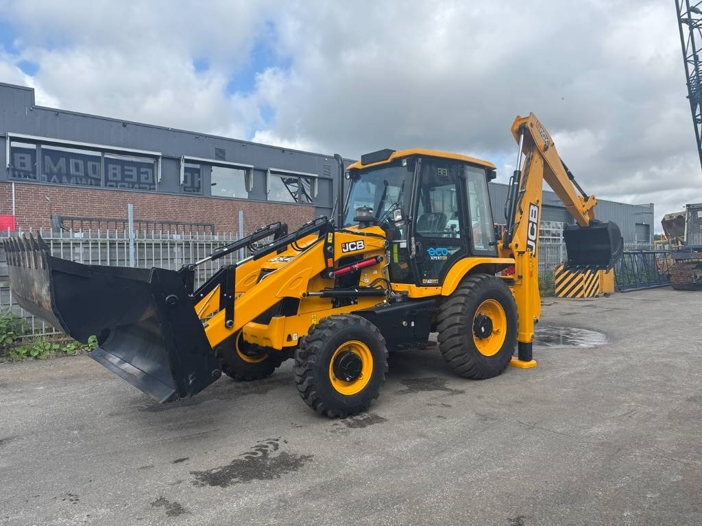 JCB 3 CX ECO 6 in 1 bucket ( UNUSED ) - 反铲装载机:图2 JCB 3 CX ECO 6 in 1 bucket ( UNUSED ) - 反铲装载机:图2