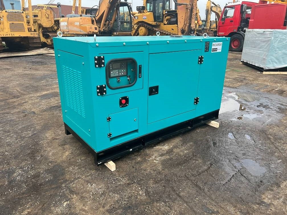 Ricardo 20KVA 16KW SILENT GENERATOR 3 PHASE 50HZ 400V NEW - 发电机组:图1 Ricardo 20KVA 16KW SILENT GENERATOR 3 PHASE 50HZ 400V NEW - 发电机组:图1