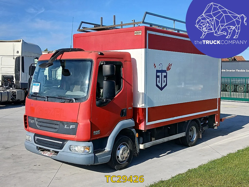 DAF LF 45 140 - 厢式卡车:图1 DAF LF 45 140 - 厢式卡车:图1
