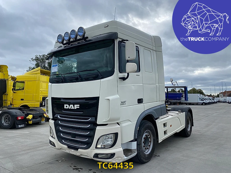 DAF XF 105 460 - 牵引车:图1 DAF XF 105 460 - 牵引车:图1