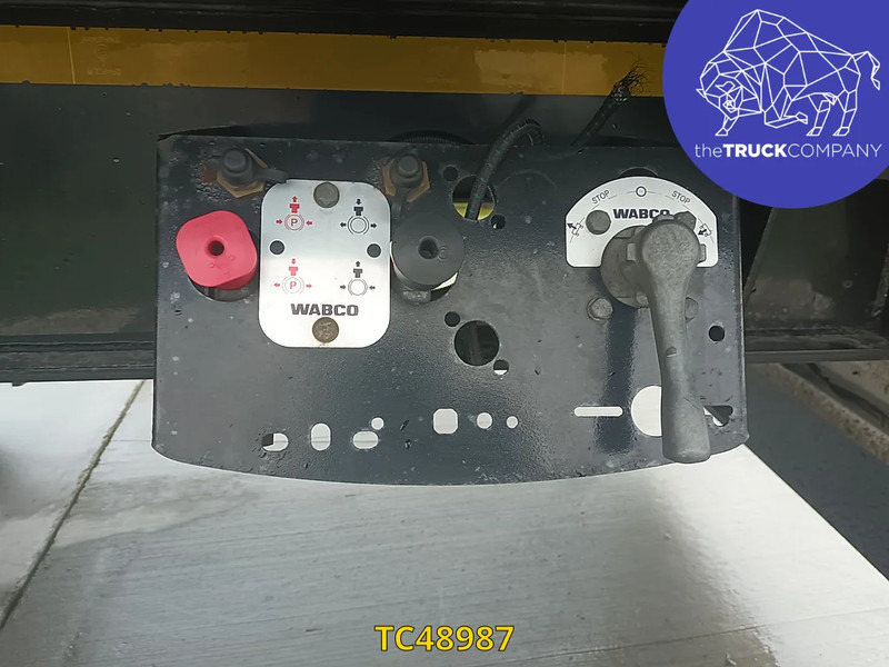 Hoet Trailers - 侧帘半拖车:图3 Hoet Trailers - 侧帘半拖车:图3