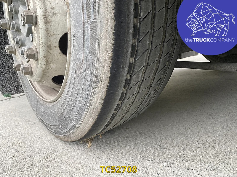 Iveco Stralis - 侧帘卡车:图3 Iveco Stralis - 侧帘卡车:图3