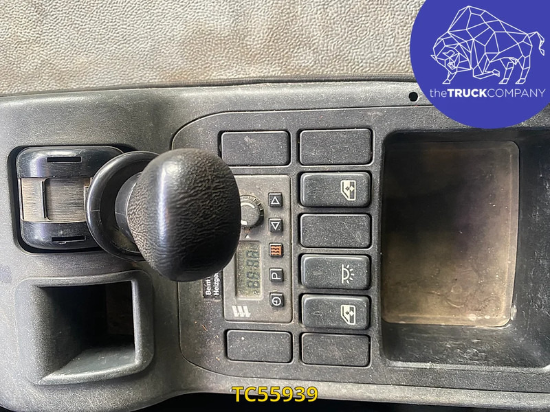 MAN TGA 430 - 集装箱运输车/ 可拆卸车身的卡车:图2 MAN TGA 430 - 集装箱运输车/ 可拆卸车身的卡车:图2