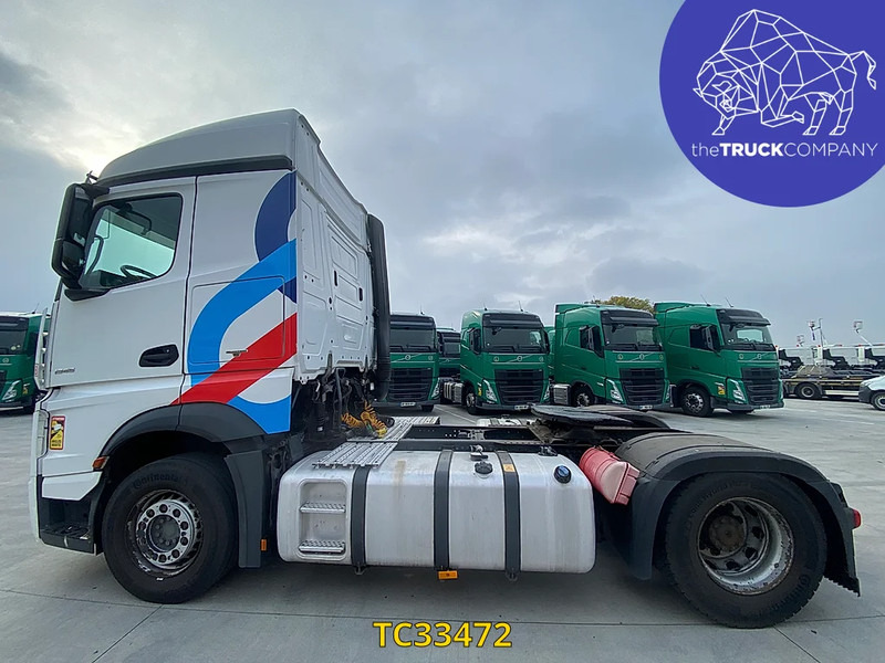 Mercedes-Benz Actros 1945 - 牵引车:图2 Mercedes-Benz Actros 1945 - 牵引车:图2