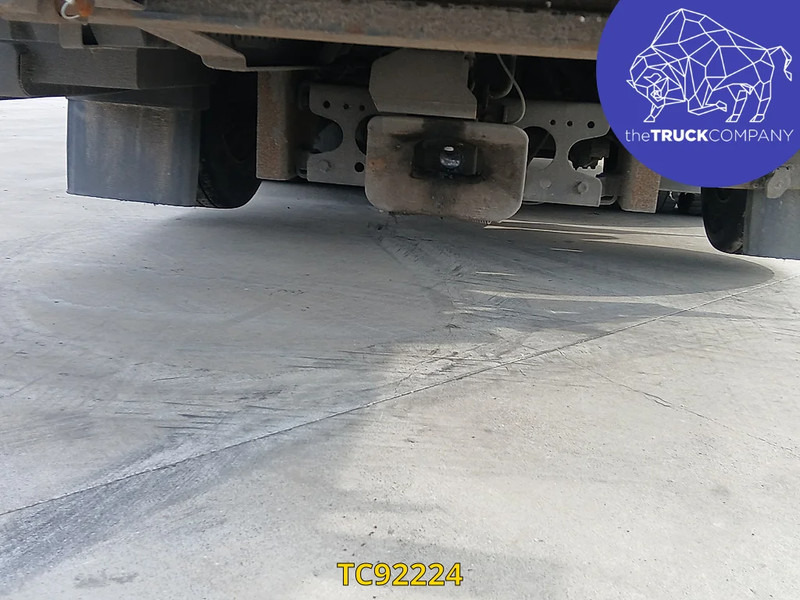 Mercedes-Benz Actros 2548 - 侧帘卡车:图2 Mercedes-Benz Actros 2548 - 侧帘卡车:图2