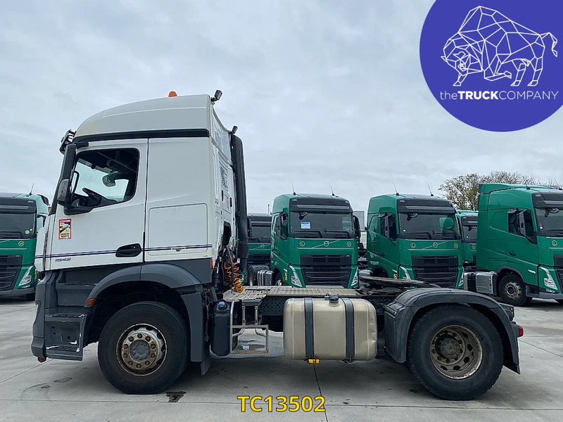 Mercedes-Benz Arocs 1943 - 牵引车:图2 Mercedes-Benz Arocs 1943 - 牵引车:图2