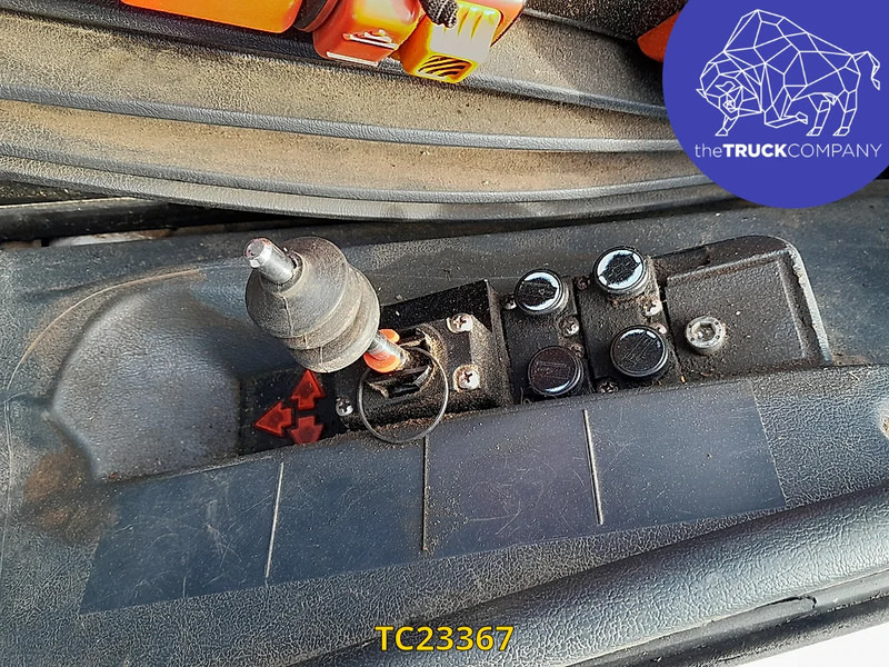 Mercedes-Benz Atego 1217 - 集装箱运输车/ 可拆卸车身的卡车:图3 Mercedes-Benz Atego 1217 - 集装箱运输车/ 可拆卸车身的卡车:图3