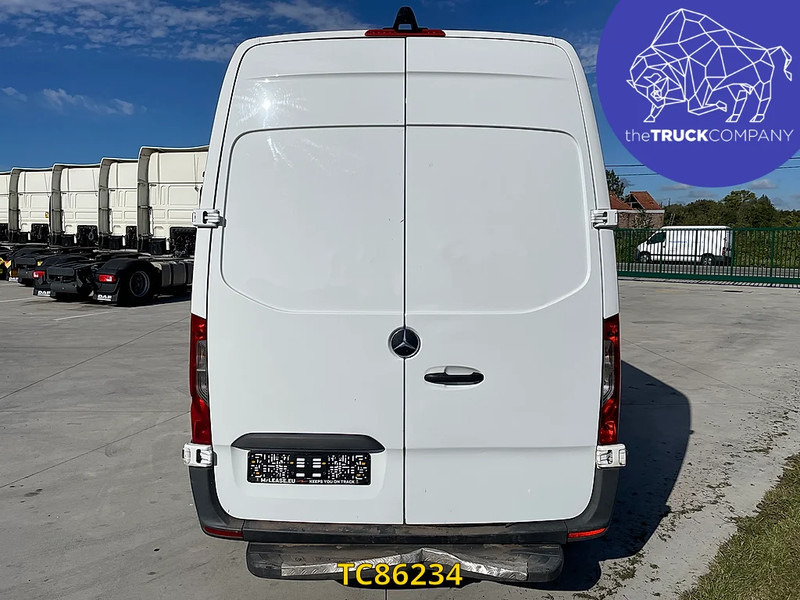 Mercedes-Benz E-Sprinter L2H2 41kWh - 无侧窗厢式货车, 电动小型货车:图4 Mercedes-Benz E-Sprinter L2H2 41kWh - 无侧窗厢式货车, 电动小型货车:图4