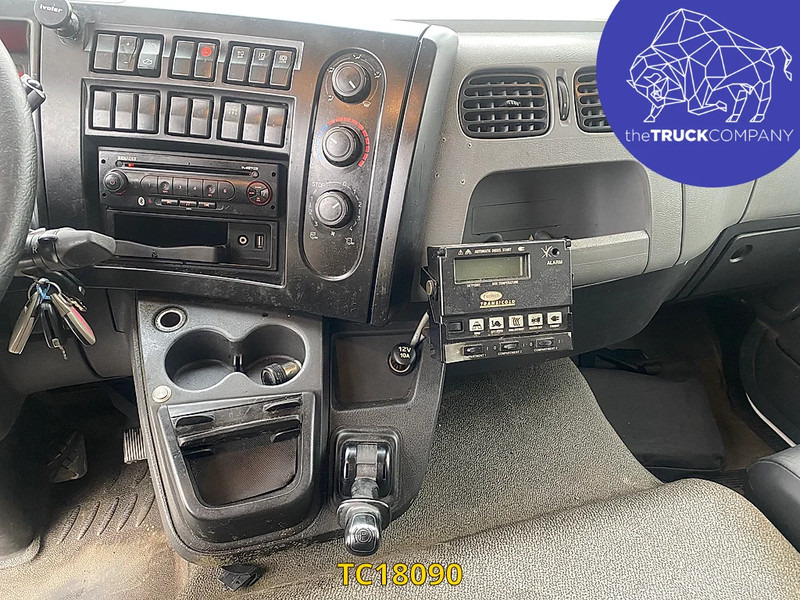 Renault D 240 - 冷藏车:图4 Renault D 240 - 冷藏车:图4