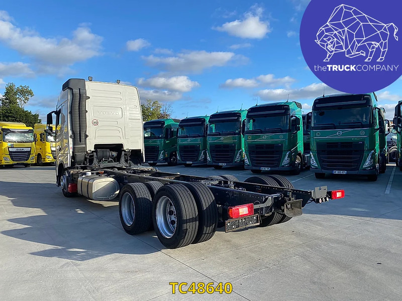 Volvo FH 460 - 驾驶室底盘卡车:图2 Volvo FH 460 - 驾驶室底盘卡车:图2