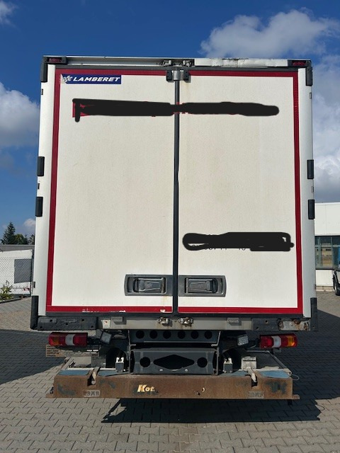 MERCEDES-BENZ 1524 - 冷藏车:图4 MERCEDES-BENZ 1524 - 冷藏车:图4