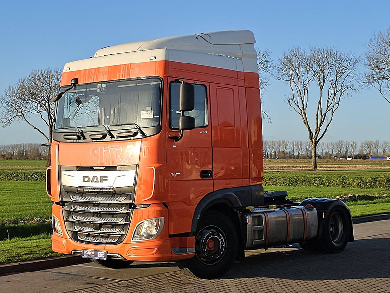 DAF XF 450 SPACECAB 2X TANK - 牵引车:图2 DAF XF 450 SPACECAB 2X TANK - 牵引车:图2