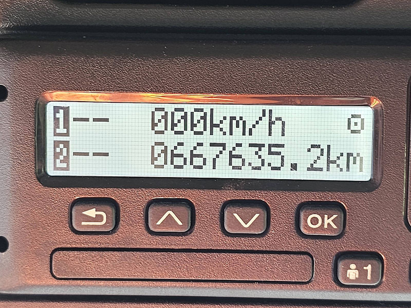 牵引车 DAF XF 530 SSC INTARDER PTO:图9 牵引车 DAF XF 530 SSC INTARDER PTO:图9