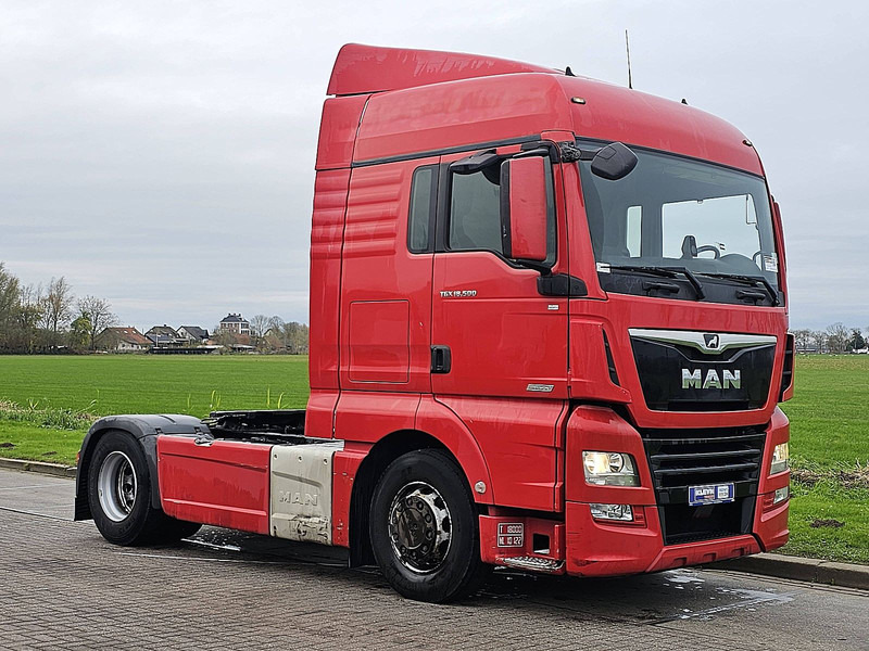 MAN 18.500 TGX XLX SKIRTS RETARDER - 牵引车:图5 MAN 18.500 TGX XLX SKIRTS RETARDER - 牵引车:图5