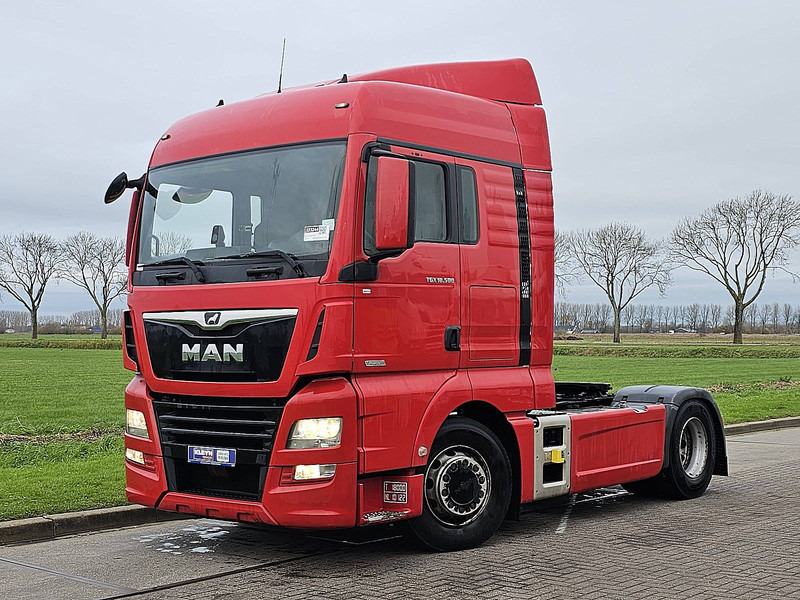 MAN 18.500 TGX XLX SKIRTS RETARDER - 牵引车:图2 MAN 18.500 TGX XLX SKIRTS RETARDER - 牵引车:图2