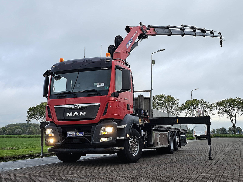 MAN 26.320 TGS 6X2-4 HMF 2820 K6 - 栏板式/ 平板卡车, 起重车:图1 MAN 26.320 TGS 6X2-4 HMF 2820 K6 - 栏板式/ 平板卡车, 起重车:图1