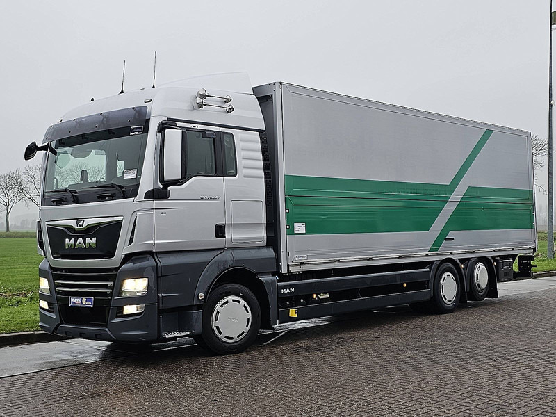 MAN 26.420 TGX - 厢式卡车:图2 MAN 26.420 TGX - 厢式卡车:图2