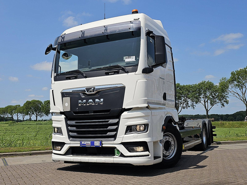 MAN 26.470 TGX TG3 6X2-4 STEERAXLE - 集装箱运输车/ 可拆卸车身的卡车:图1 MAN 26.470 TGX TG3 6X2-4 STEERAXLE - 集装箱运输车/ 可拆卸车身的卡车:图1
