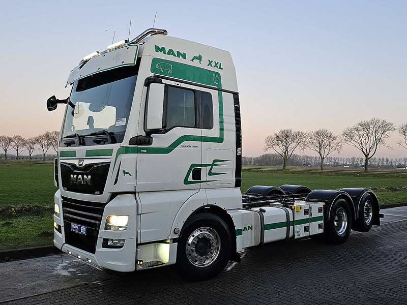 MAN 26.500 TGX XXL 6X2-4 LL WB420 - 驾驶室底盘卡车:图2 MAN 26.500 TGX XXL 6X2-4 LL WB420 - 驾驶室底盘卡车:图2