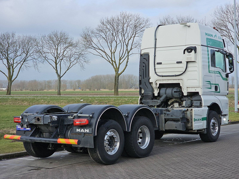 MAN 26.500 TGX XXL 6X2-4 LL WB420 - 驾驶室底盘卡车:图3 MAN 26.500 TGX XXL 6X2-4 LL WB420 - 驾驶室底盘卡车:图3