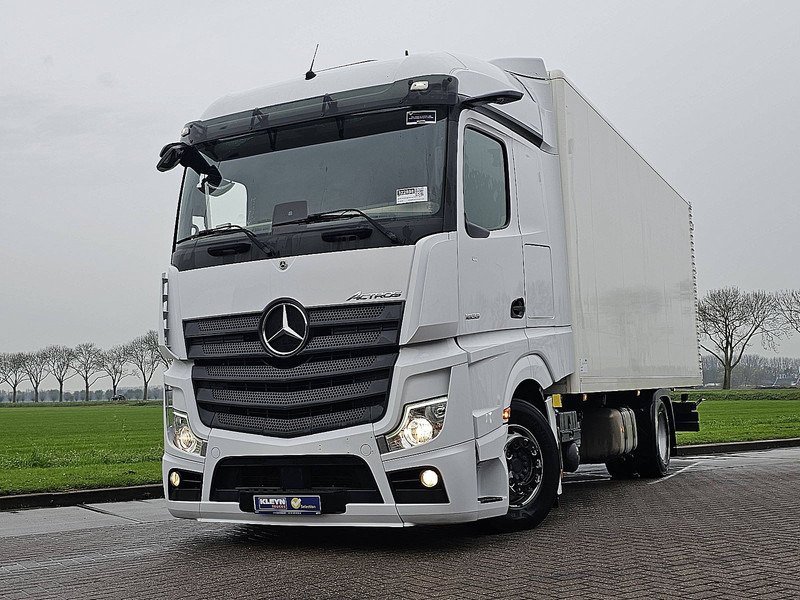 Mercedes-Benz ACTROS 1833 DRIVING SCHOOL 65TKM - 厢式卡车:图1 Mercedes-Benz ACTROS 1833 DRIVING SCHOOL 65TKM - 厢式卡车:图1