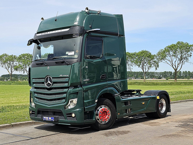 Mercedes-Benz ACTROS 1863 GIGA SOLOSTAR ADR - 牵引车:图2 Mercedes-Benz ACTROS 1863 GIGA SOLOSTAR ADR - 牵引车:图2